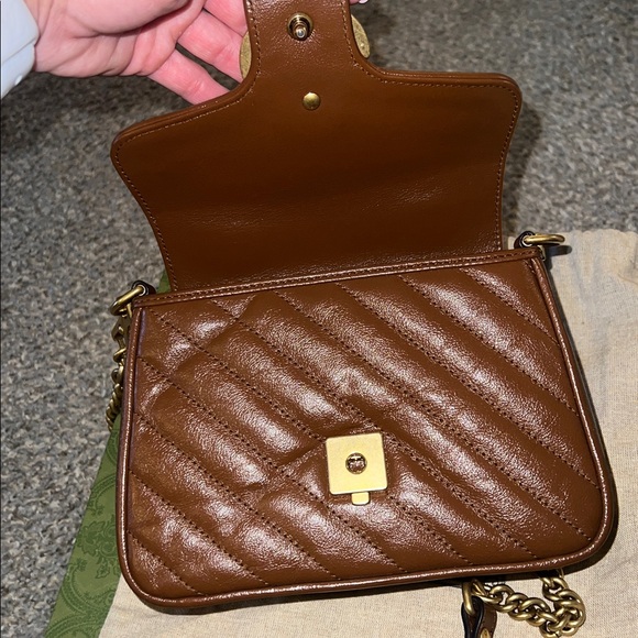Gucci GG Marmont Purse - Picture 9 of 14